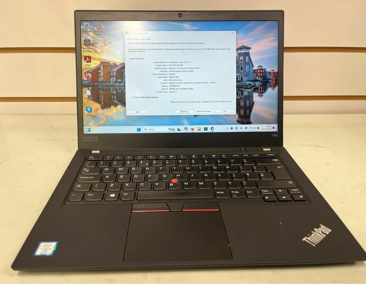 Lenovo Thinkpad T490 - Image 2