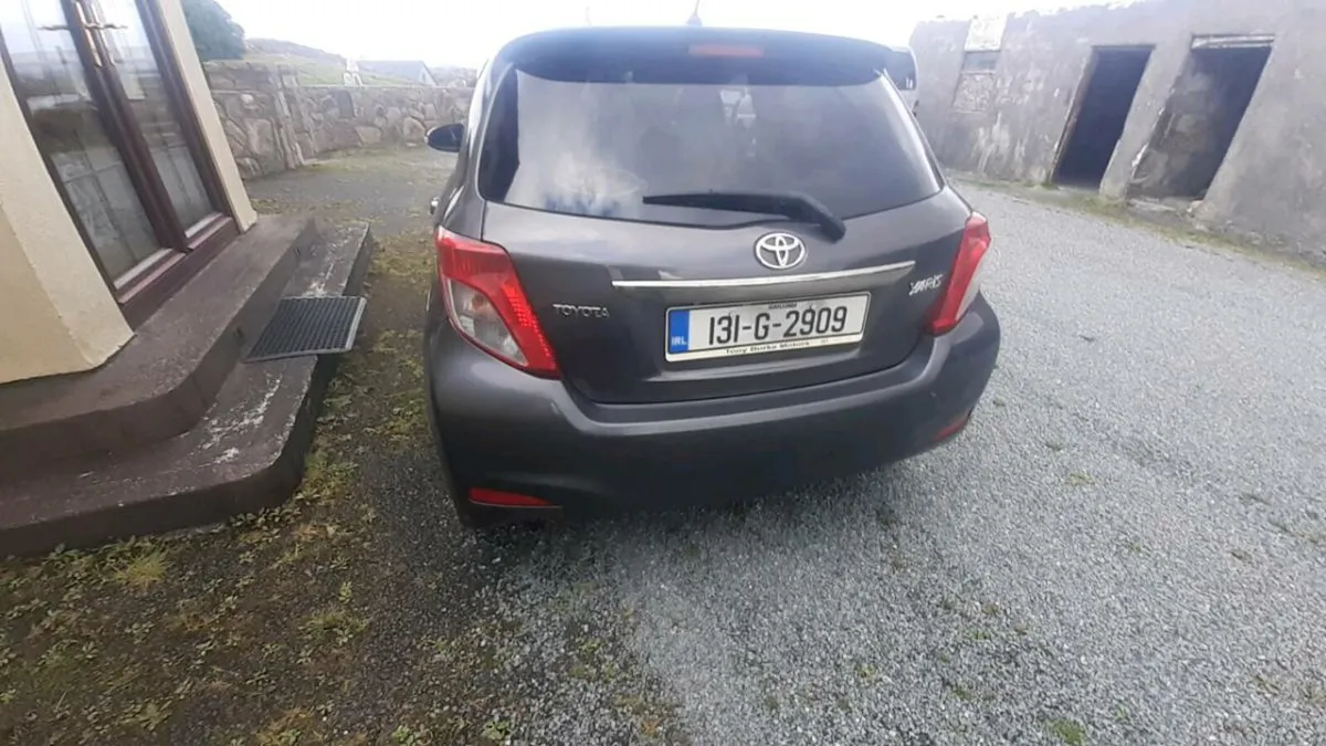 Toyota yaris - Image 1