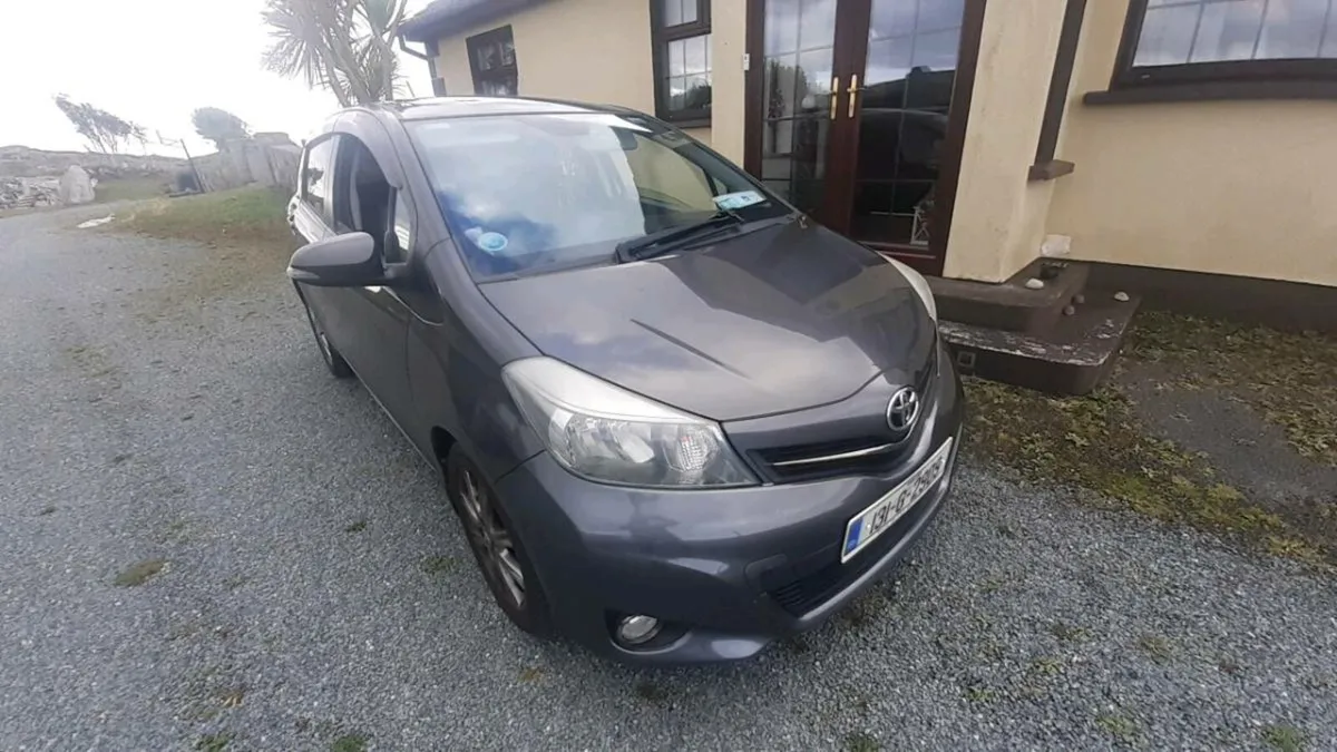 Toyota yaris - Image 4