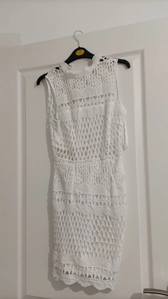 Woman's clothes - Image 4