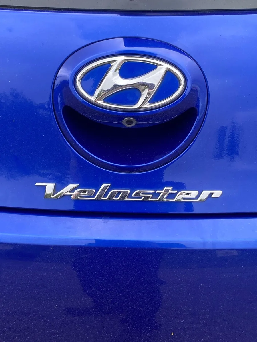 LOW KLMS HYUNDAI VELOSTER 1.6 PETROL - Image 4