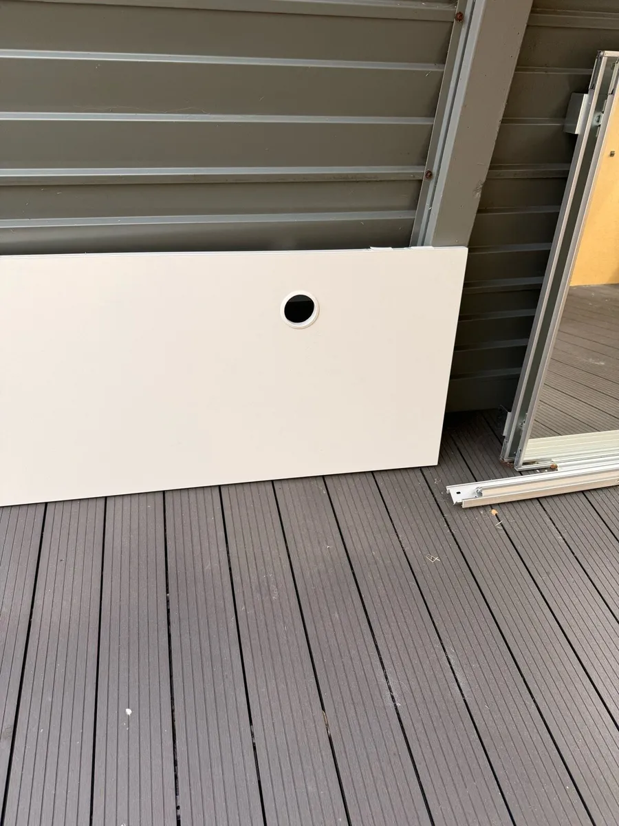2 metre desk - Image 1