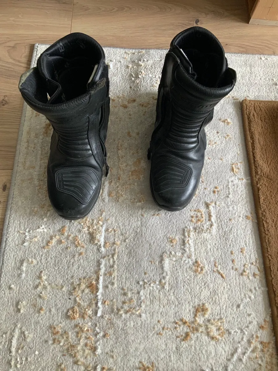 Motorbike accessories - Image 3