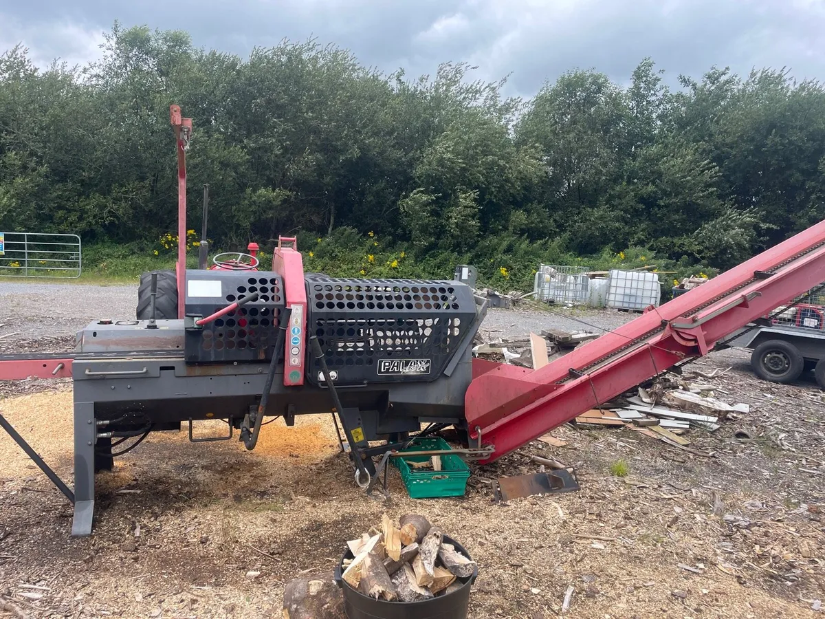 Firewood processor. - Image 1