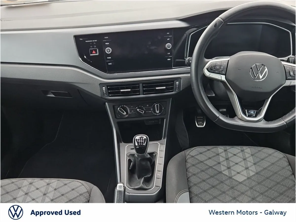 Volkswagen Taigo R-line  8  Infotainment System - Image 2