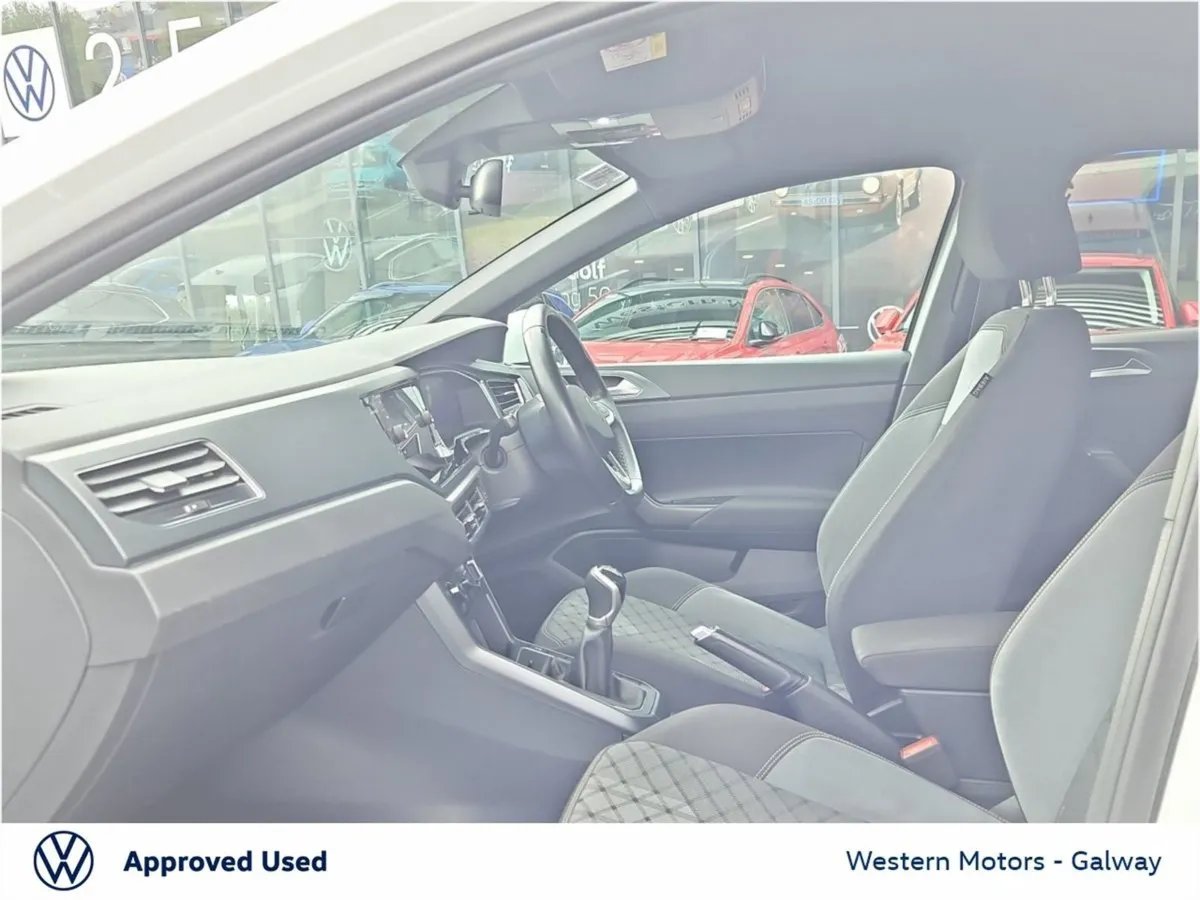 Volkswagen Taigo R-line  8  Infotainment System - Image 4