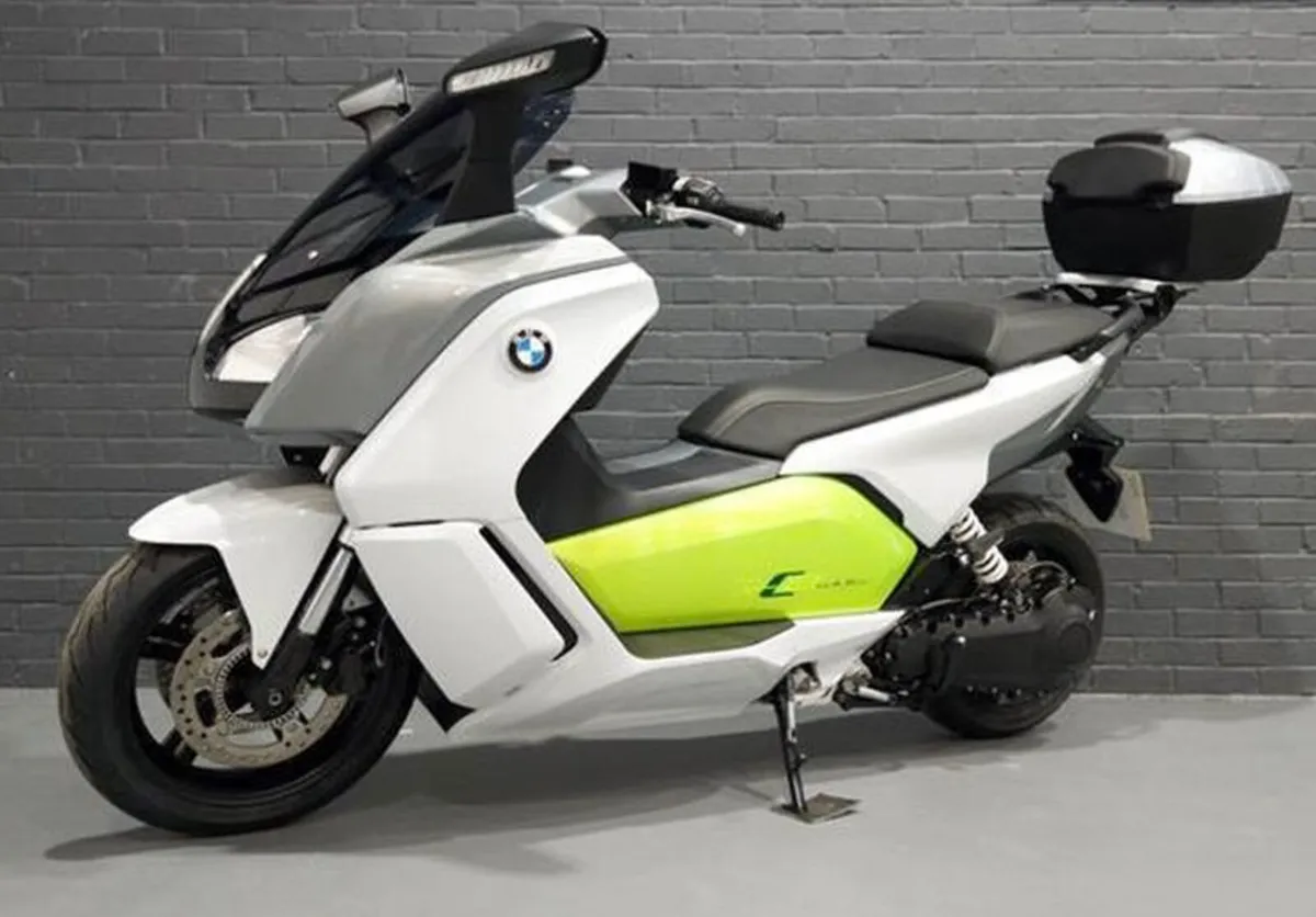 BMW C EVOLUTION ELECTRIC SCOOTER - Image 4