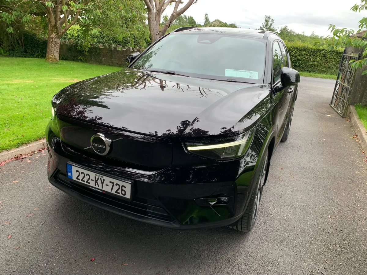 Volvo XC40 2022 EV ULTIMATE - Image 4