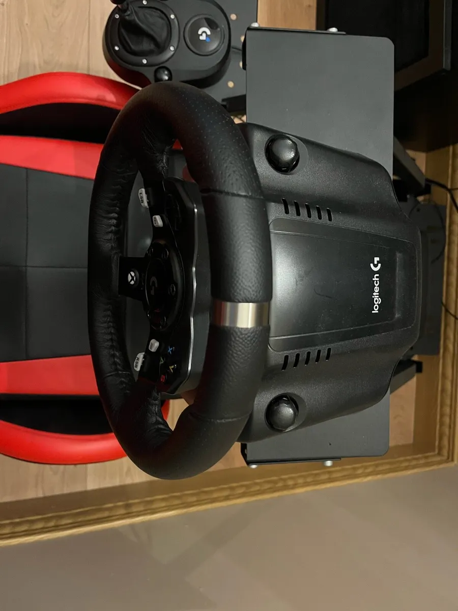 Logitech g920 full set up - Image 3