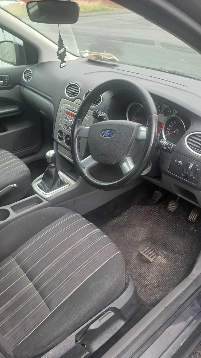 Ford Focus 2009 - Image 4