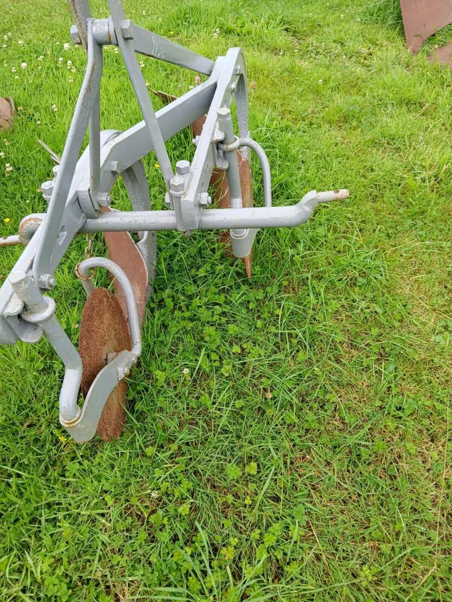 Ploughs - Image 2