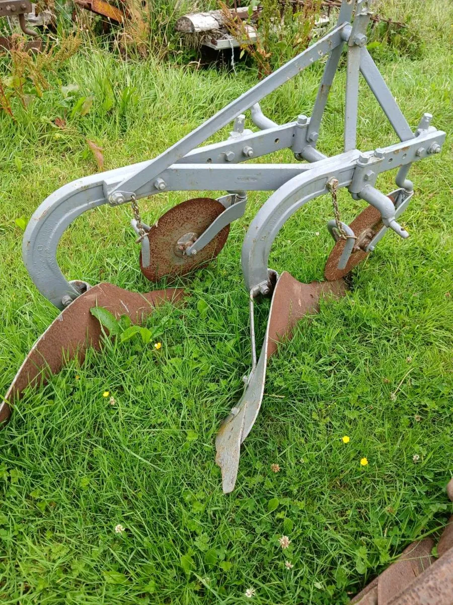 Ploughs - Image 4