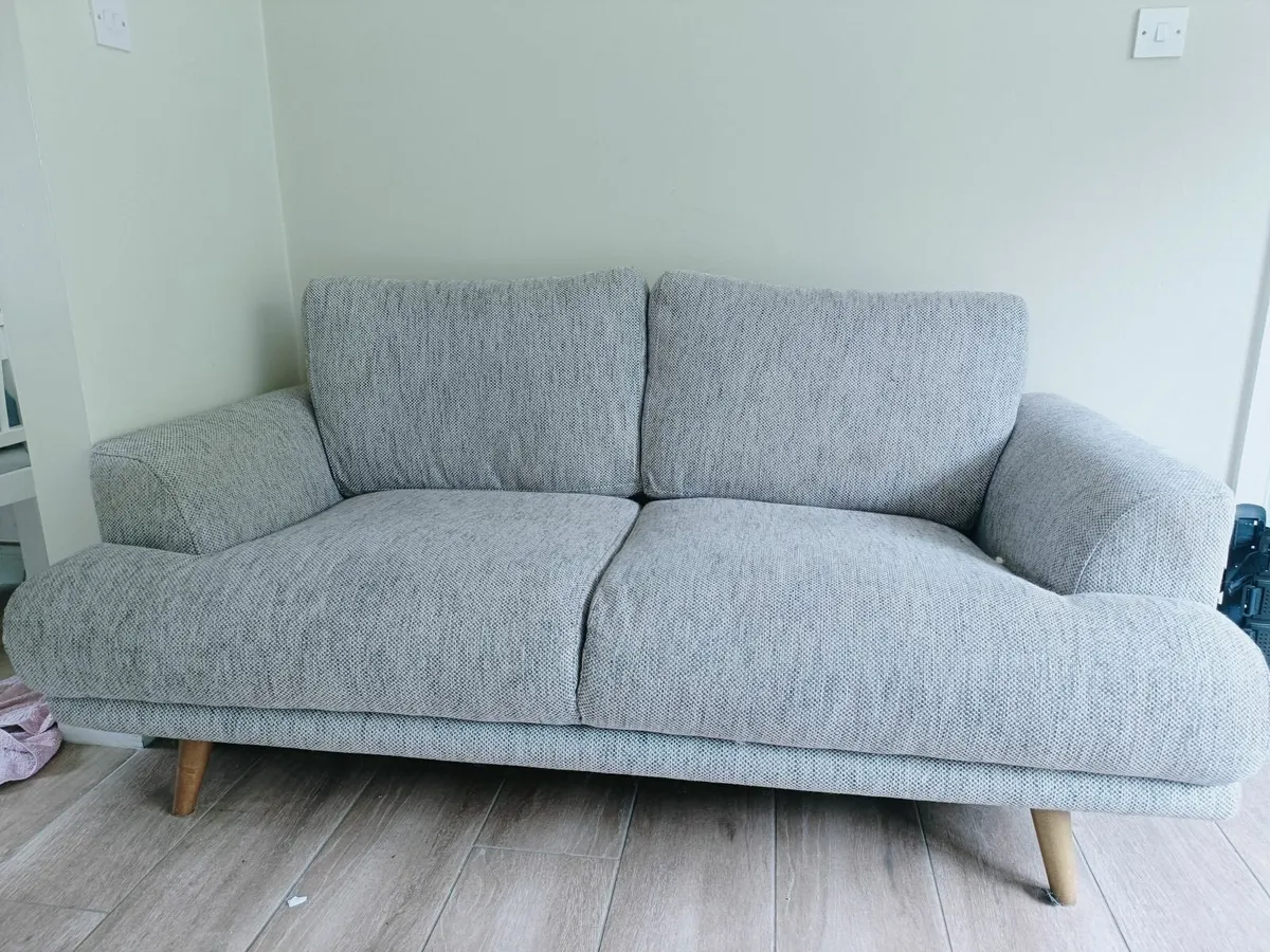Ez living legend three seater - Image 1