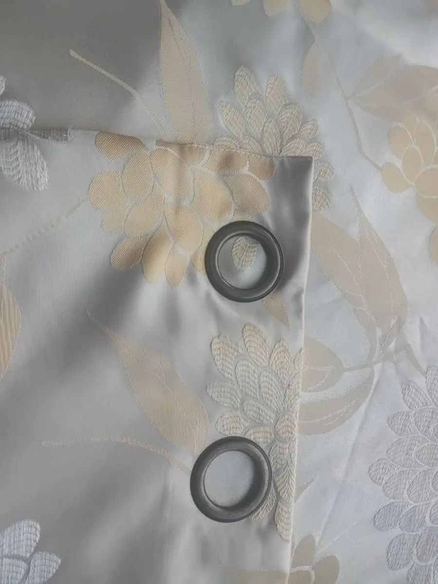 Eyelet Curtains - Image 2