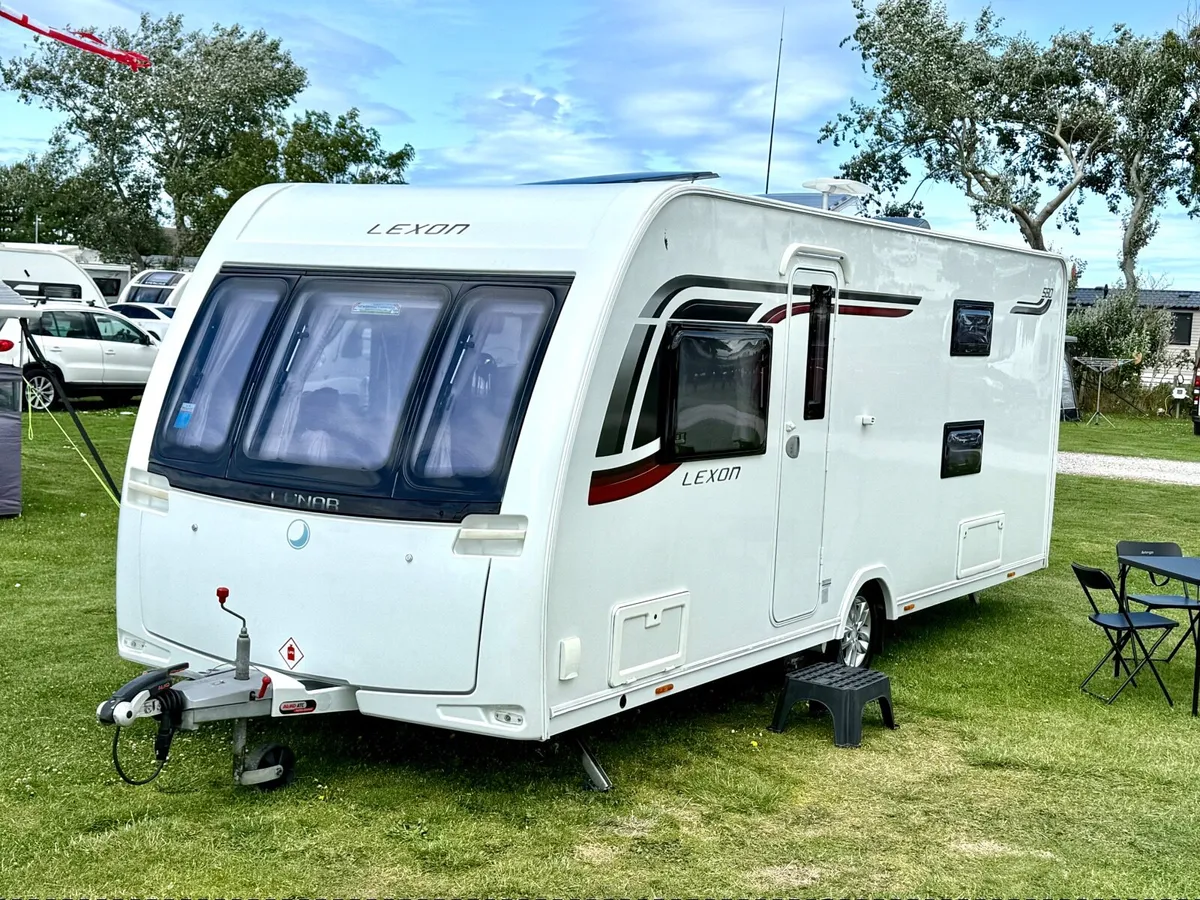 2017 Lunar Lexon 580 - 5-6 berth fixed bunk beds - Image 2