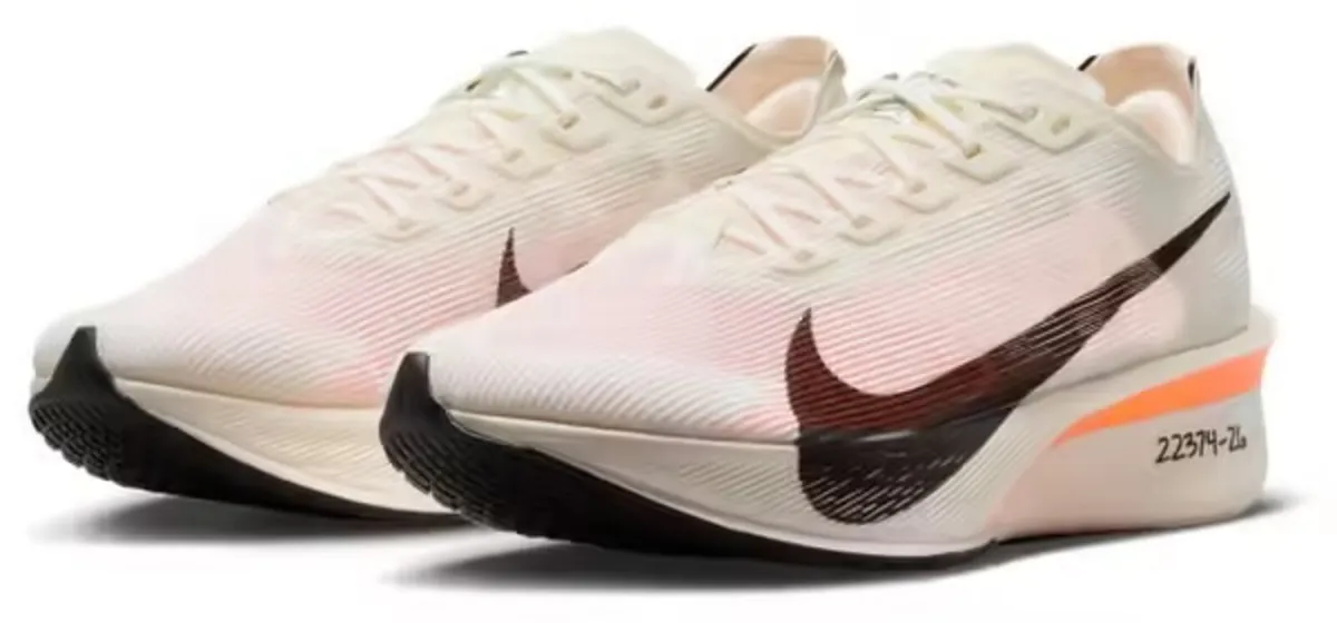 Nike Vaporfly 4 - Image 3