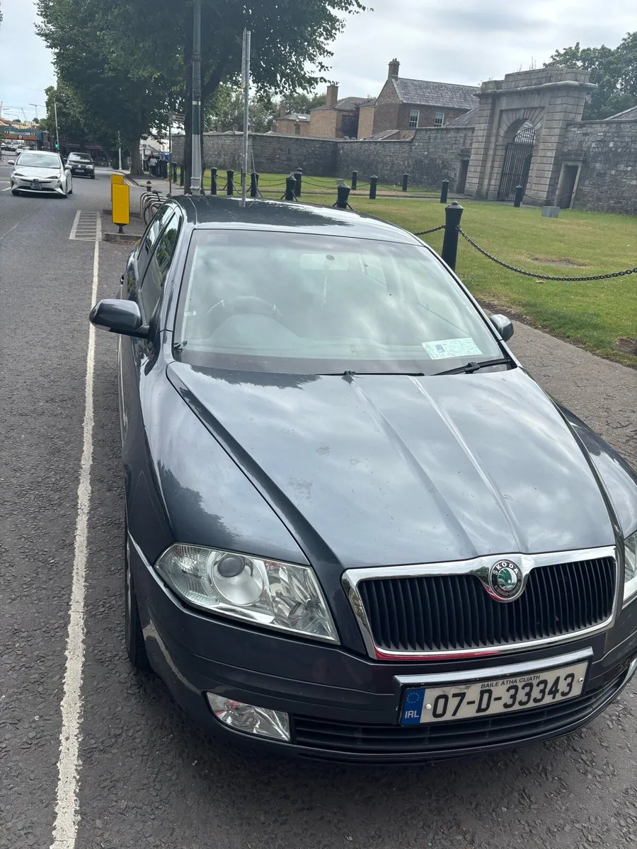Car - Image 2