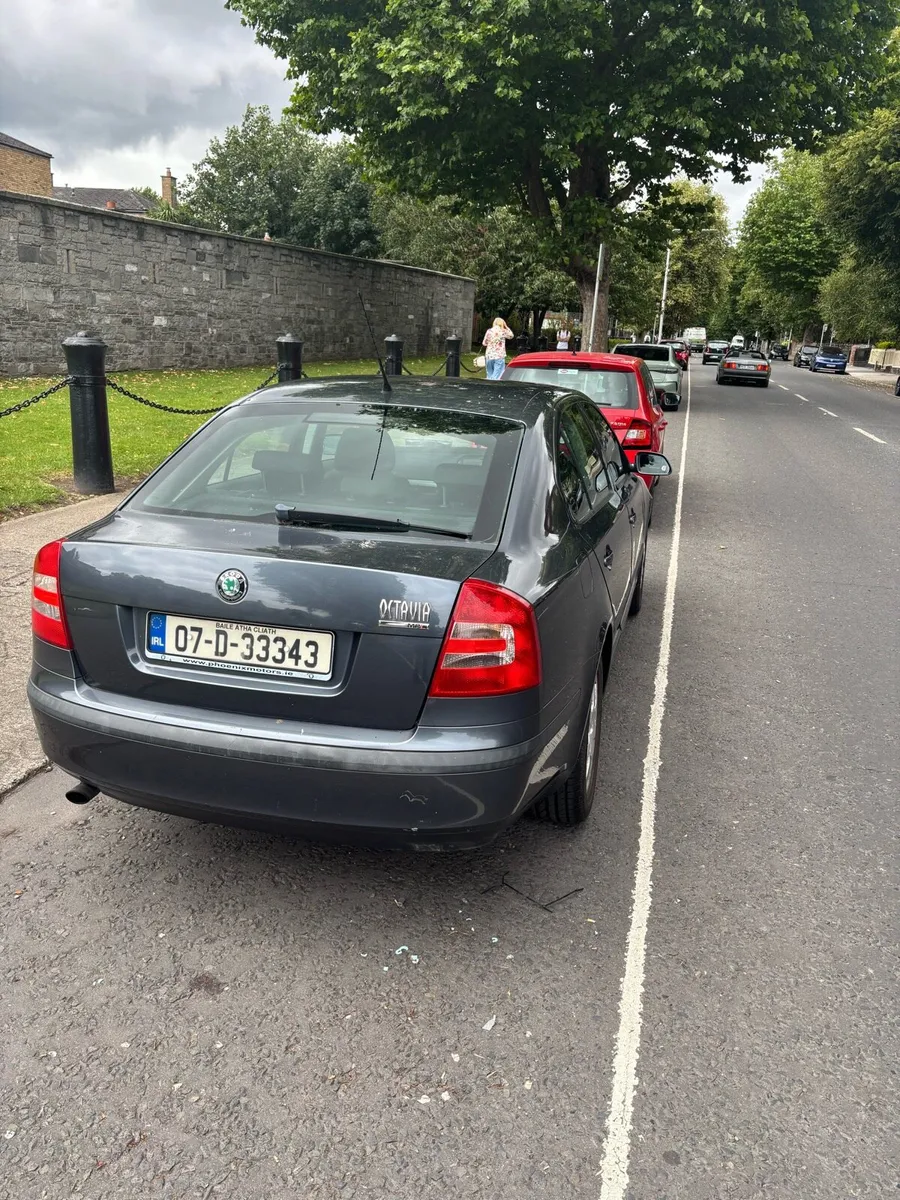 Car - Image 4