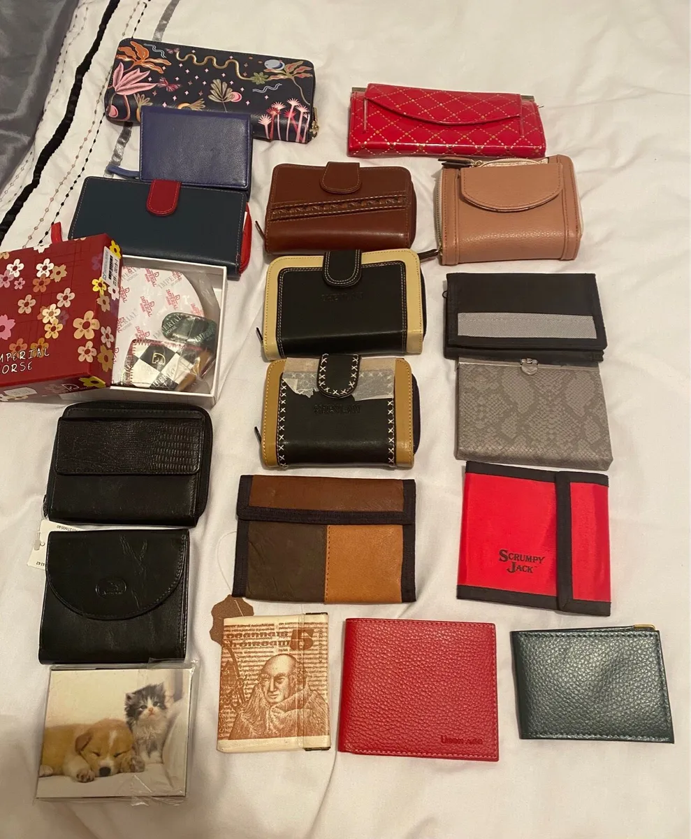 NEW Huge Selection of Ladies Wallets & Purses - Image 1