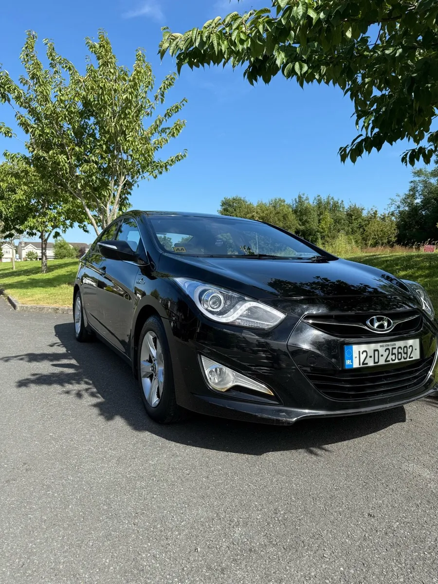 Hyundai i40 1.7 Diesel - Manual low mileage - Image 2