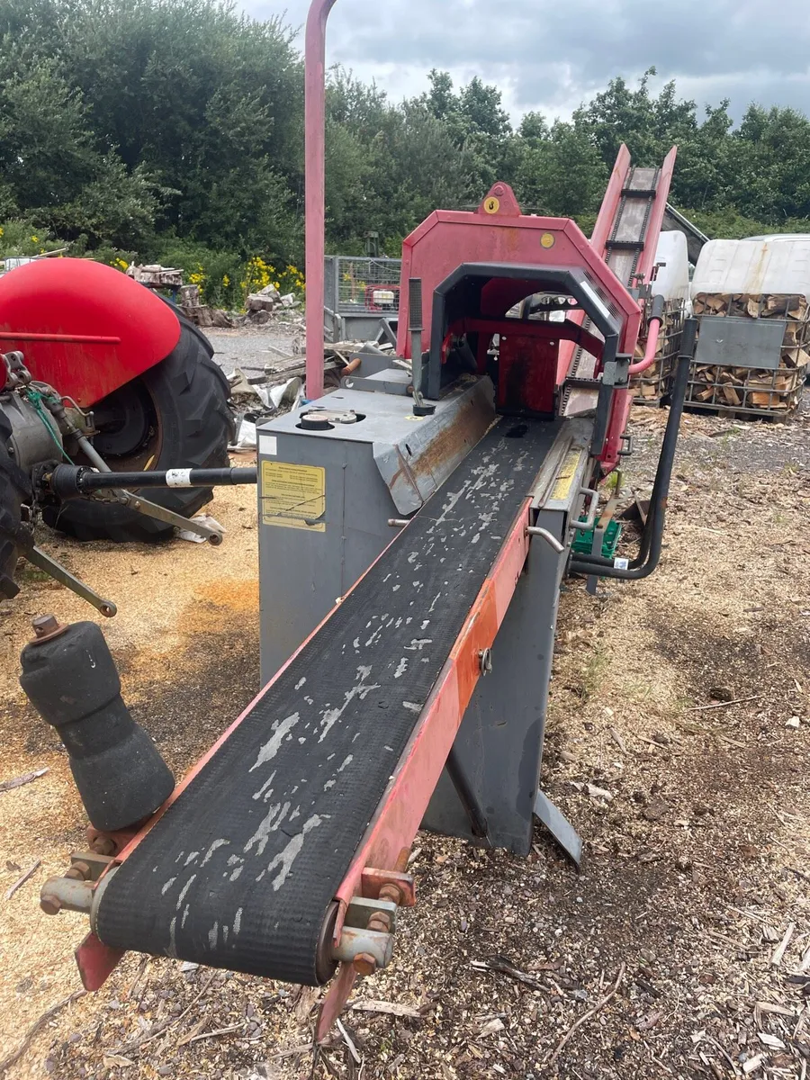 Firewood processor. - Image 3