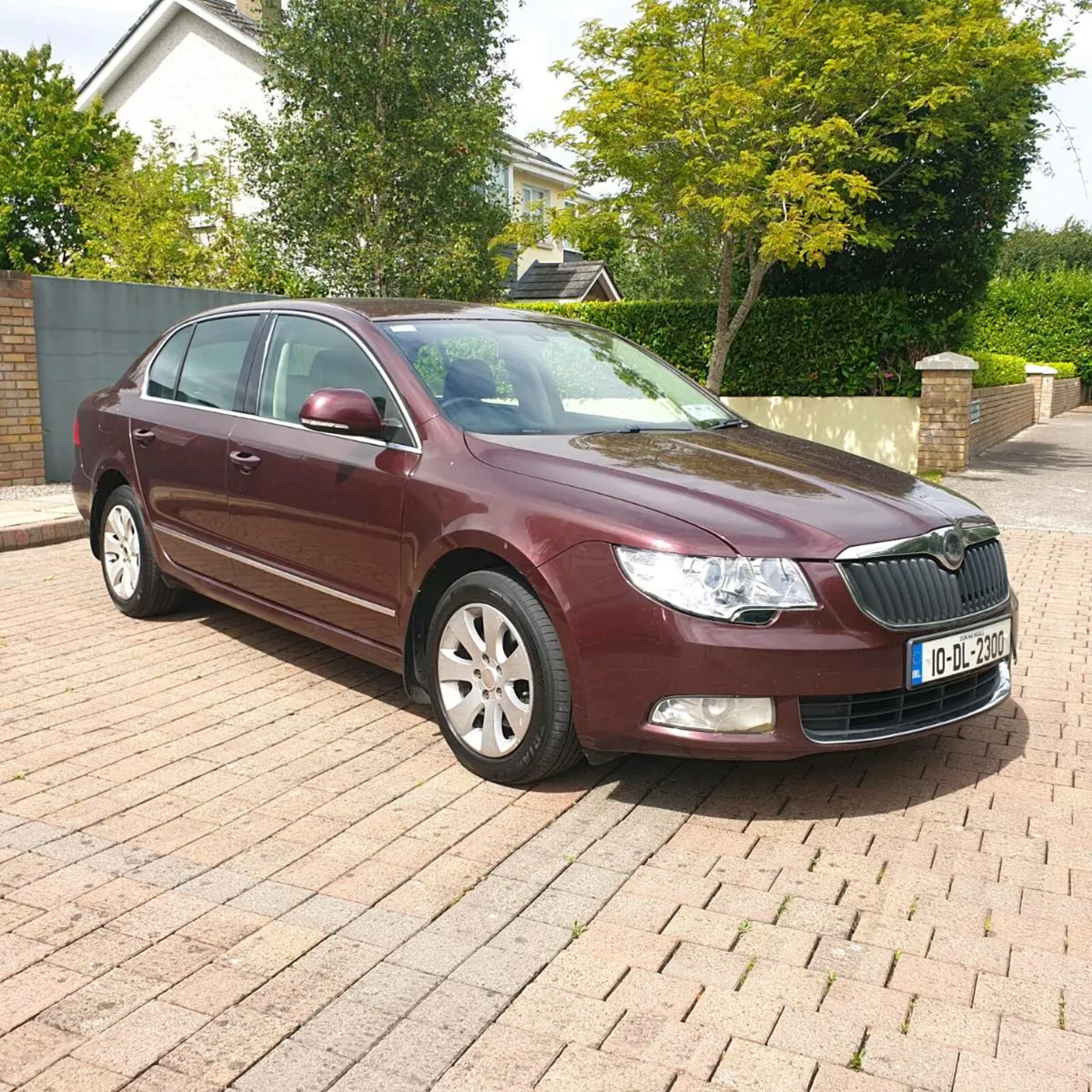 10 Skoda Superb 2.0TDI 170BHP NCT & TAX - Image 1