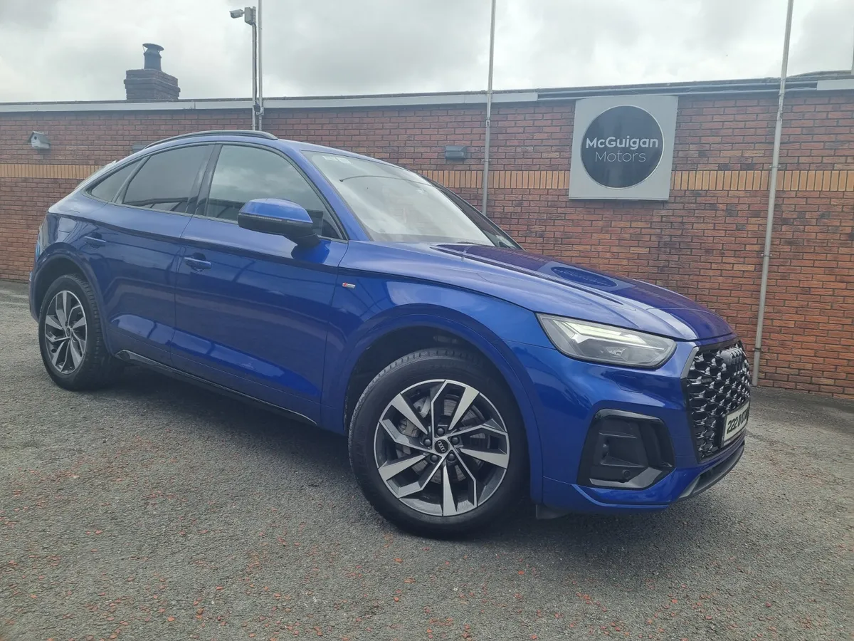 Audi Q5 Quattro S-Line Black Edition Sportback - Image 3