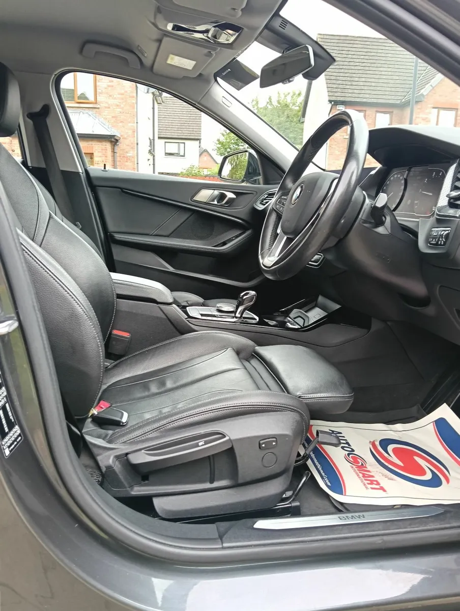 BMW 1-Series 2021 - Image 2