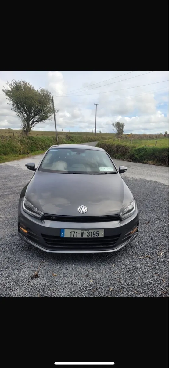 2017 Volkswagen Scirocco - Image 2