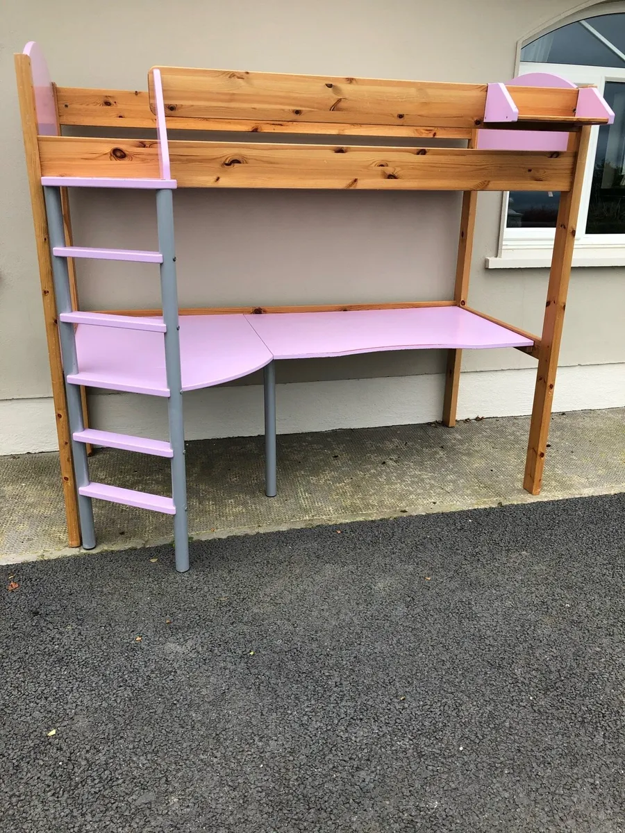 Stompa desk and bed - Image 2