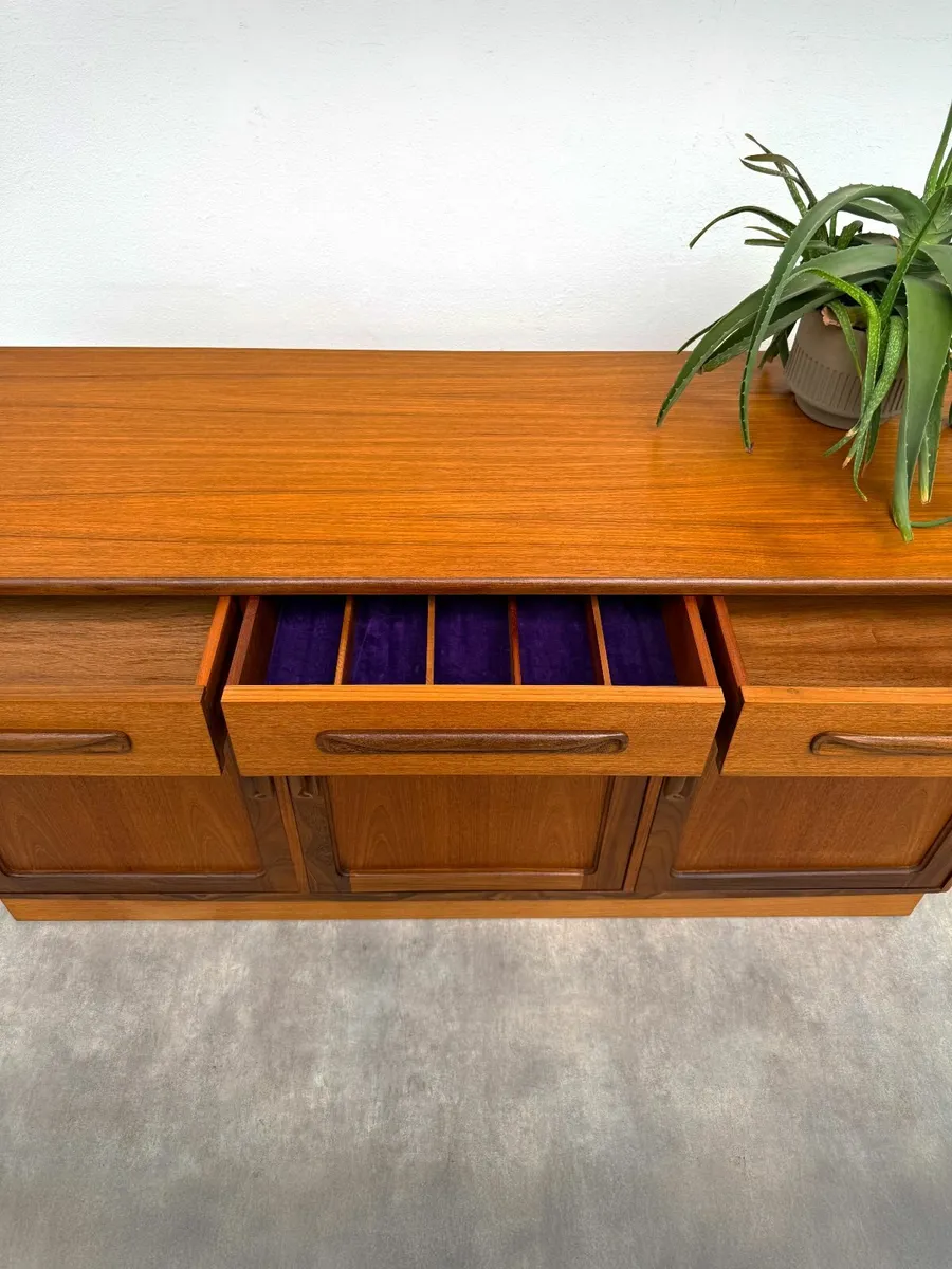 Mid-Century Sideboard - Image 3