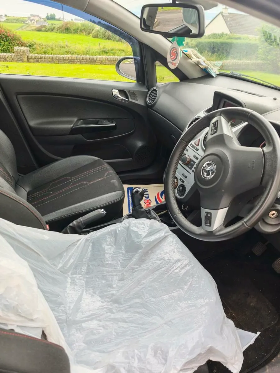 Car - Image 3