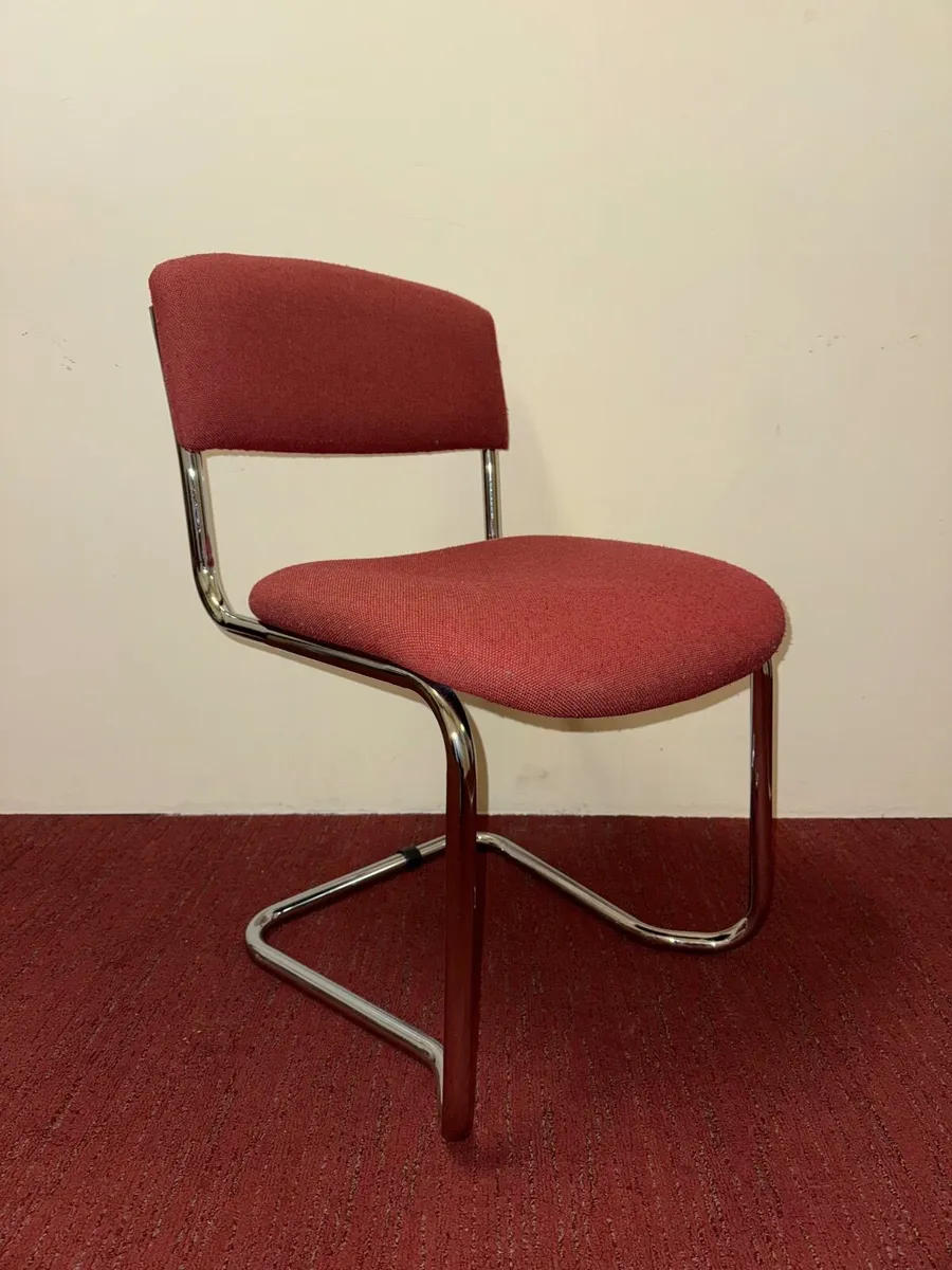 Chairs - €5 each ono - Image 1