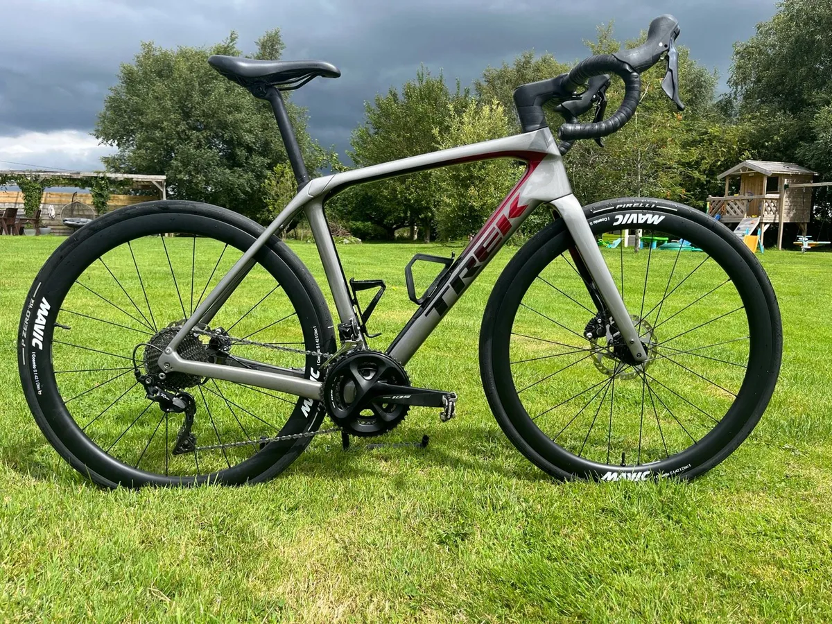 Trek Domane SL5 gen4 2023 Size 54 - Image 1