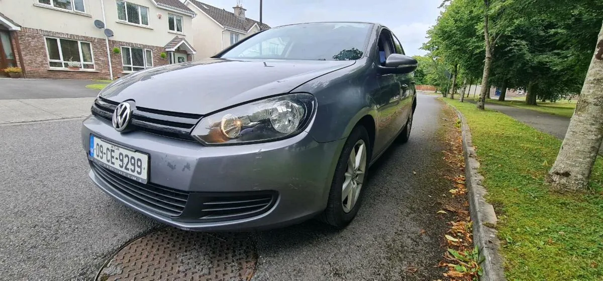 VW Golf 2009 1.6 l - Image 2