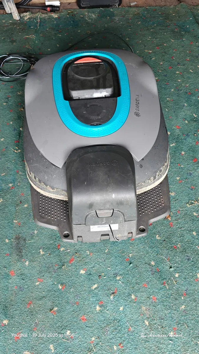 Robot mower Gardena R 160 Li - Image 1