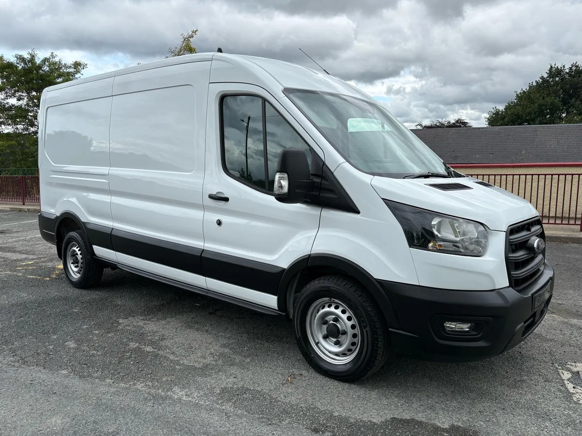 2021 (212) FORD TRANSIT 350 - Image 1