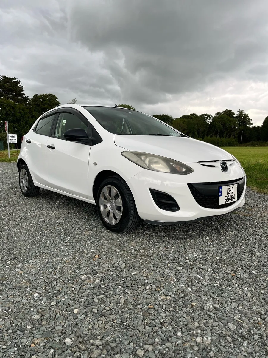 Mazda Demio - Image 1