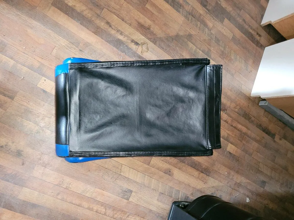 Gaming rocker chair foldable - Image 2