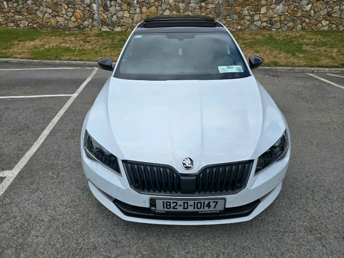 182 SUPERB 2.0TDI DSG 150BHP SPORTLINE PAN ROOF - Image 3