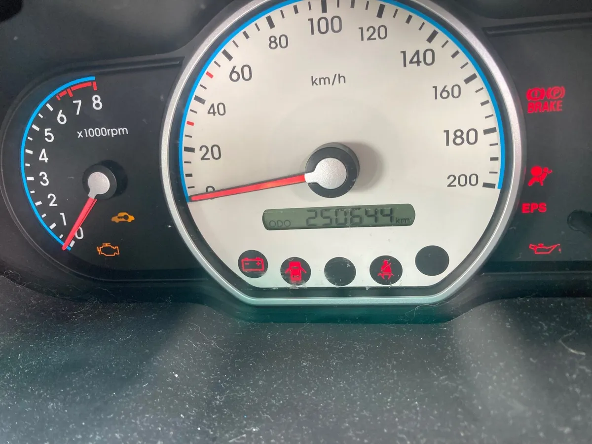 Hyundai i10 2010 - Image 4