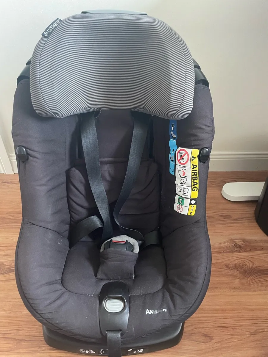Maxi Cosi Axissfix - Image 1