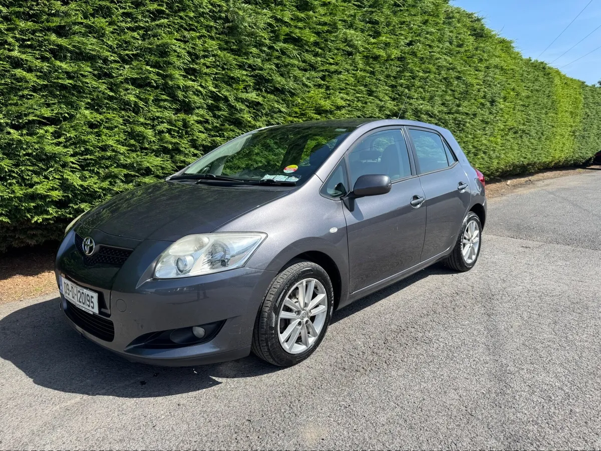 2009 Toyota Auris 1.3 VVTi *NEW NCT* - Image 1