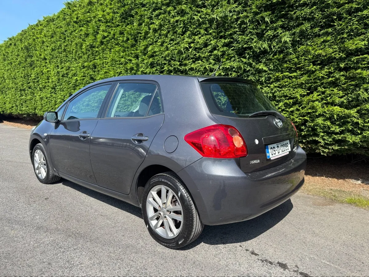 2009 Toyota Auris 1.3 VVTi *NEW NCT* - Image 2