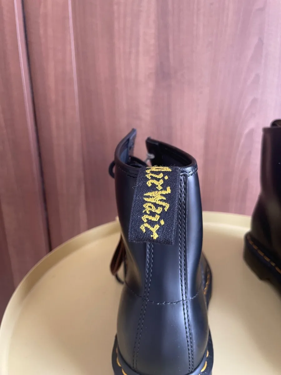 Doc Martens ladies boots, size 7, new. - Image 3