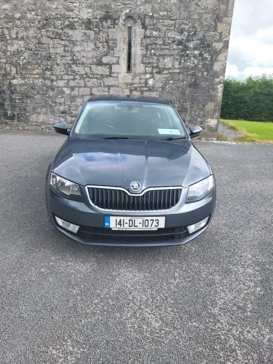 Skoda Octavia AUTOMATIC 1.6 Diesel - Image 1