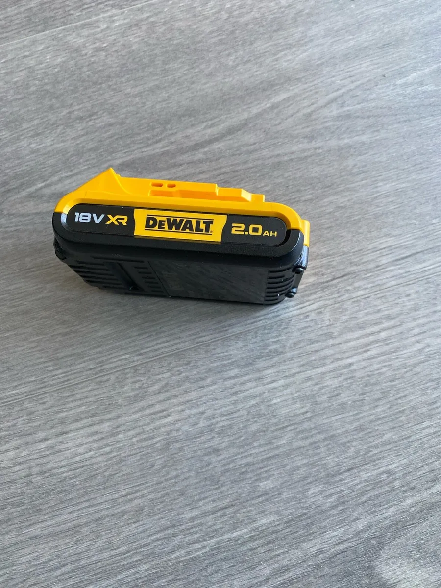 Dewalt 2ah battery brand new - Image 2