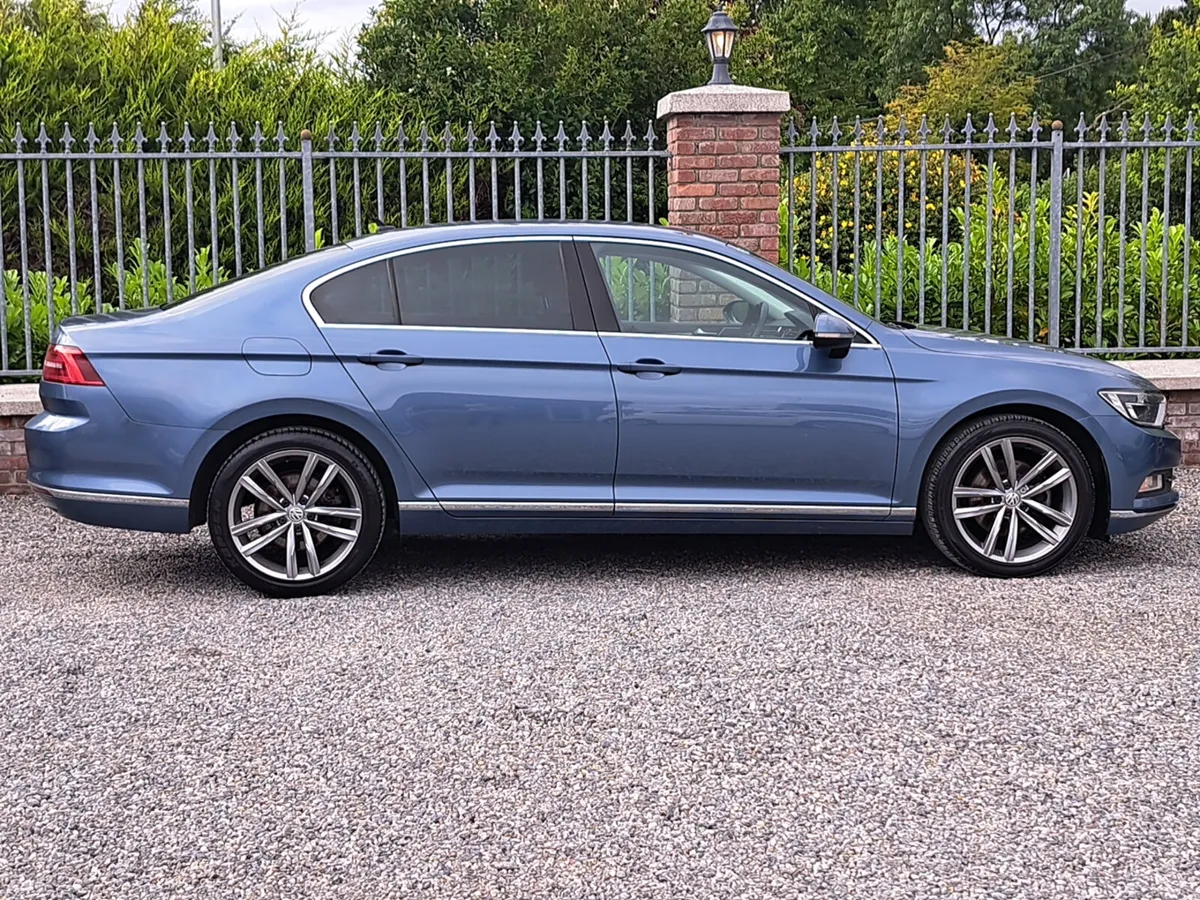 Volkswagen Passat Comfortline Saloon 2.0 Diesel - Image 4