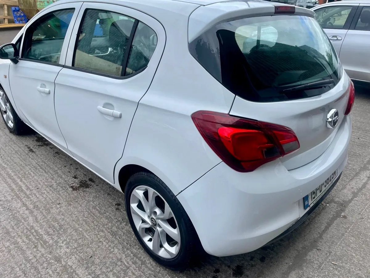 Opel Corsa 2015 - Image 2