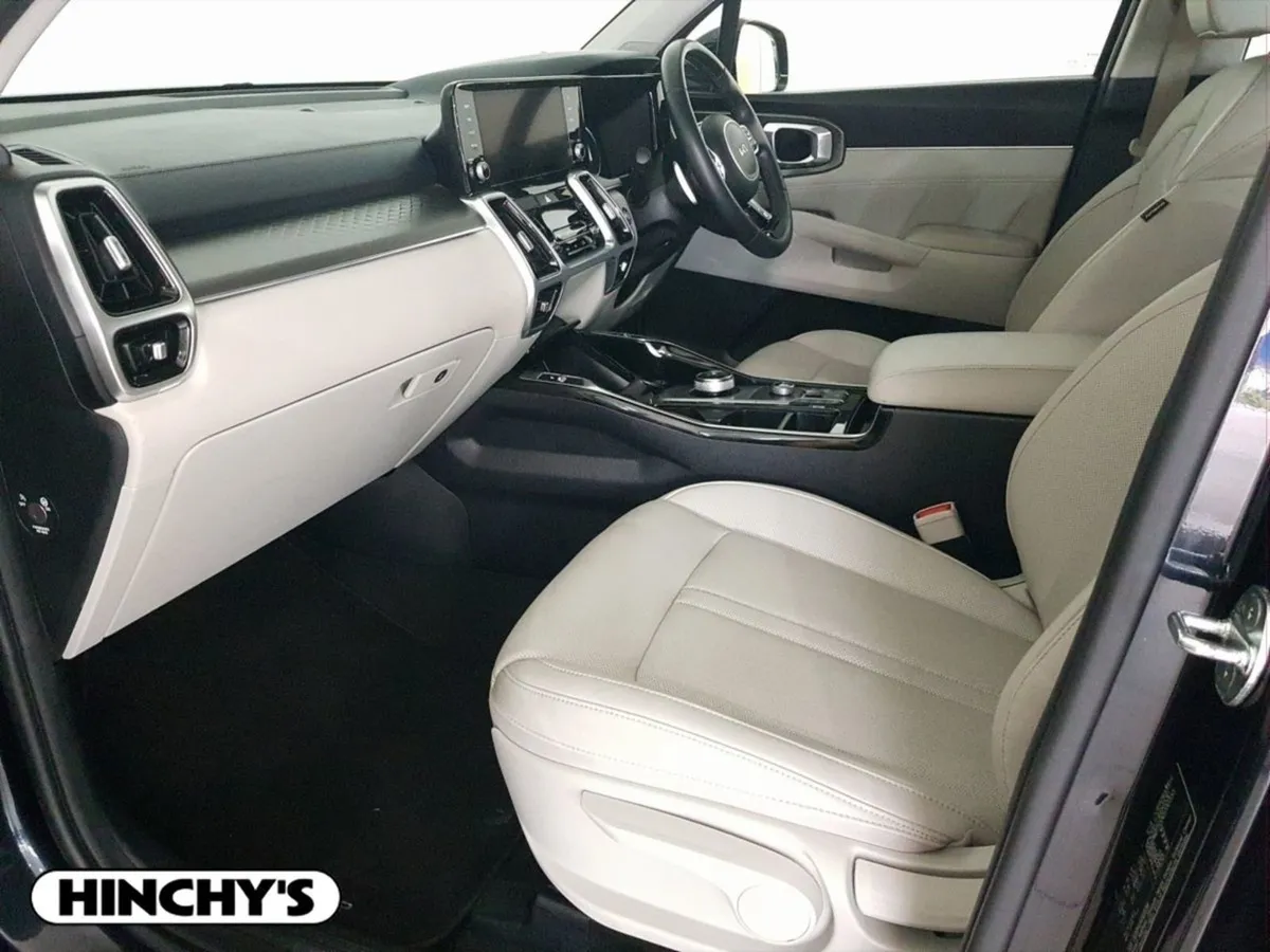 Kia Sorento 1.6 Phev K3 4X4 7 Seats - Image 4